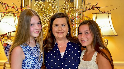 Jane Kate Mitchell, Kelly and Madelyn Bixler