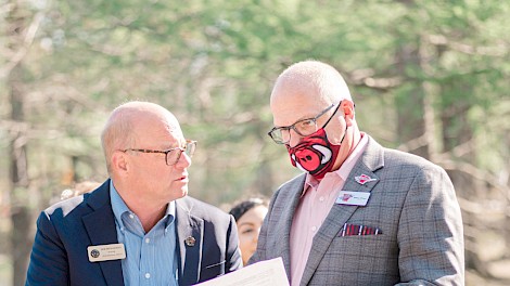 Mayors Bob Bruggeman and Allen Brown