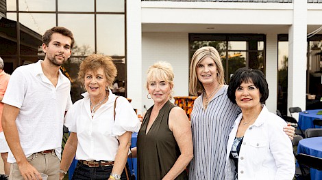 Chandler Murphy, Mel Walsh, Melissa Keil, Jamye DeHaan, Bertha Shipp