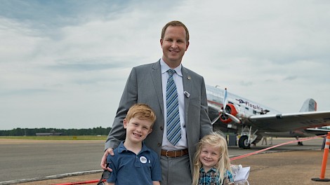 Ellison, David and Ollie Orr