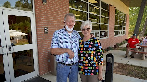 Paul and Dolly Henley
