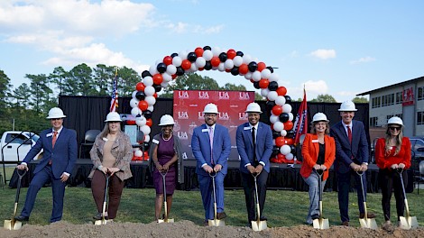 John Hollis, Cindy Lance, Dr. Christine Holt, Brian Berry, Christopher Smith, Lauren Clark, Chris Thomason, Anna Powell