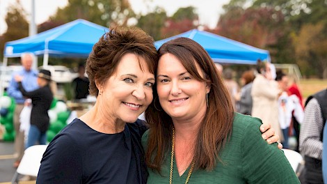 Sonja Hubbard and Lacey McCulloch