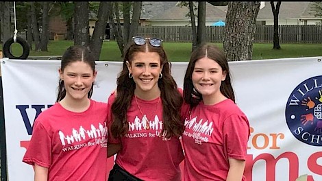 Piper, Addie and Laney Son