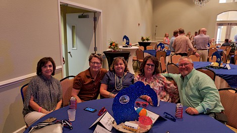 DeAnna Craytor, Dr. Paul and Lynn Whitt, Teri Thomas, Greg Conley