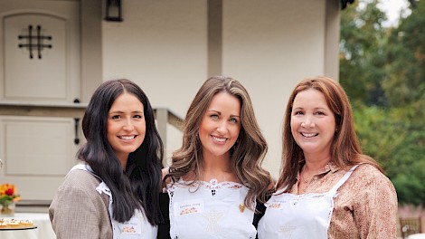 Holland Meador, Lyndsey Craig, Darrah McGuire