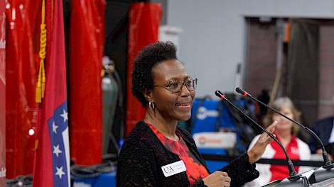 Dr. Christine Holt