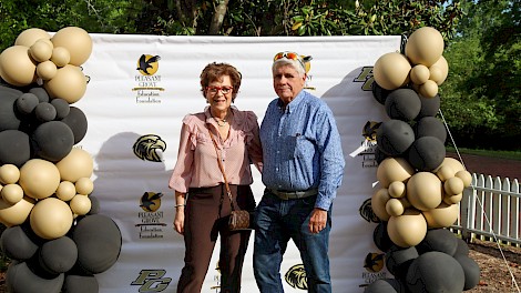 Mel and Ray Walsh