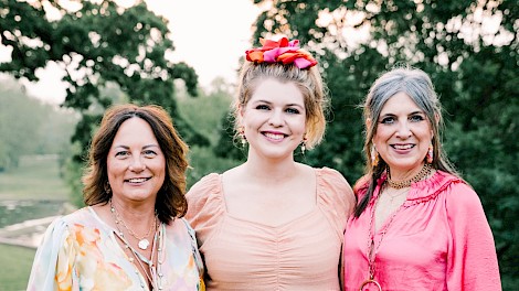 Kim Swanson, Madeleine Russell, Suzy Irwin