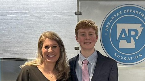 Bannon and his mom, Jennifer